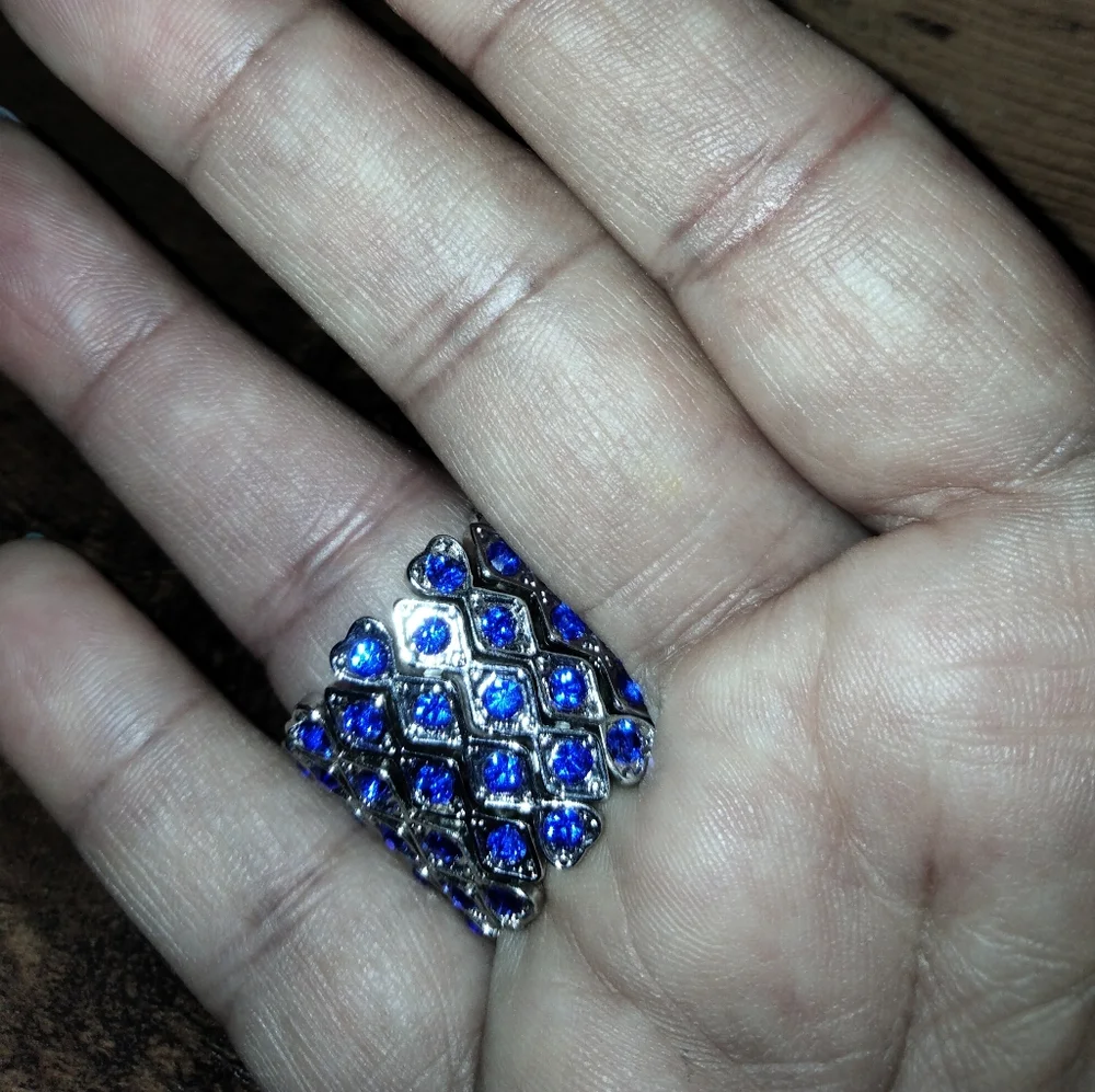 Ring - Picture 2 of 3